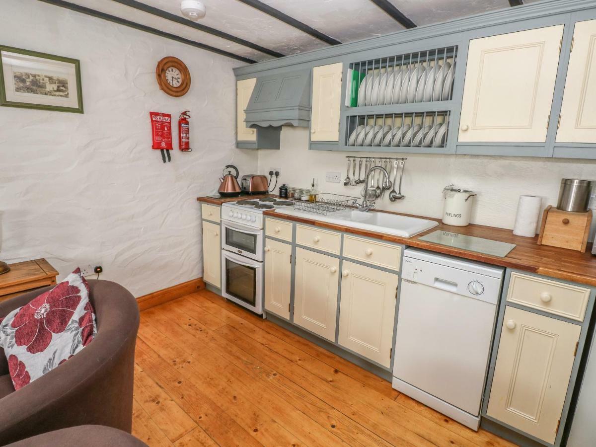 Cowslip Cottage Милфорд-Хейвен Экстерьер фото